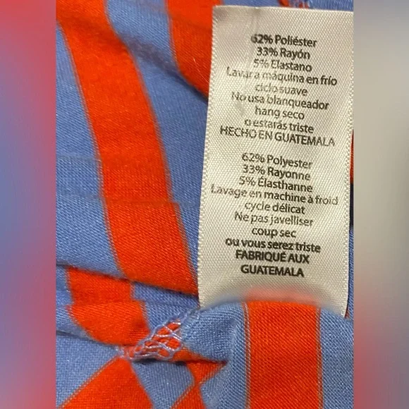 OVERSIZED MEDIUM NWT C PICS CLOSET CLEAR OUT ON ALL LULAROE MAKE AN OFFER BUNDLE - Picture 9 of 9